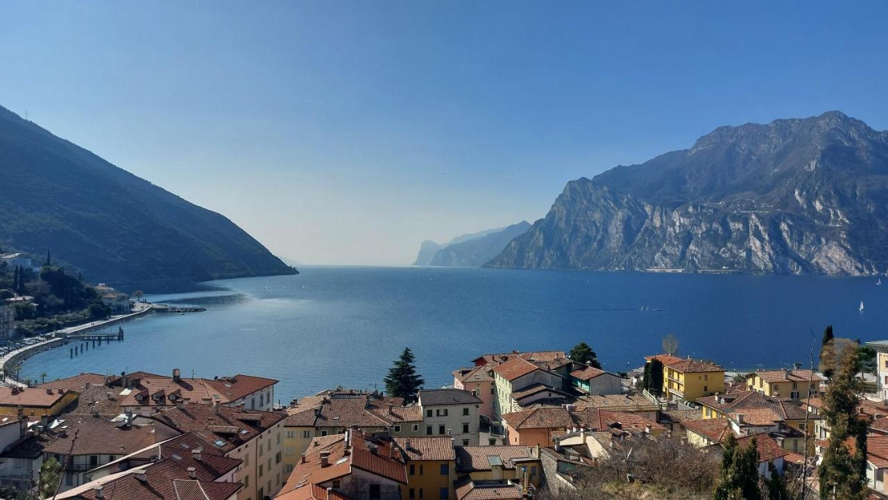 Ferienwohnung Sam&Sun Torbole Sul Garda Exterior foto